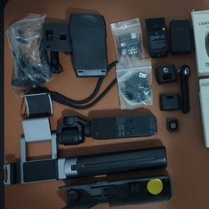 Dji Pocket 2 Creator Combo with Extras
